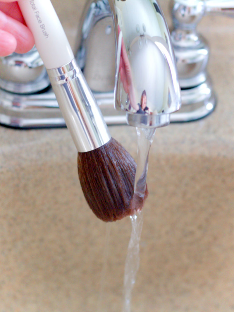 How To Clean Makeup Brushes