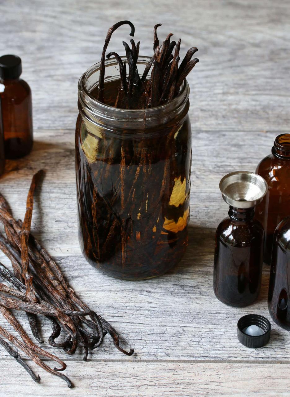 How To Make Vanilla Extract