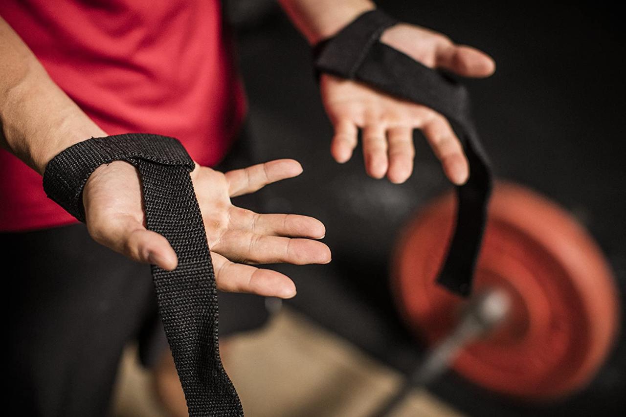 How To Use Lifting Straps