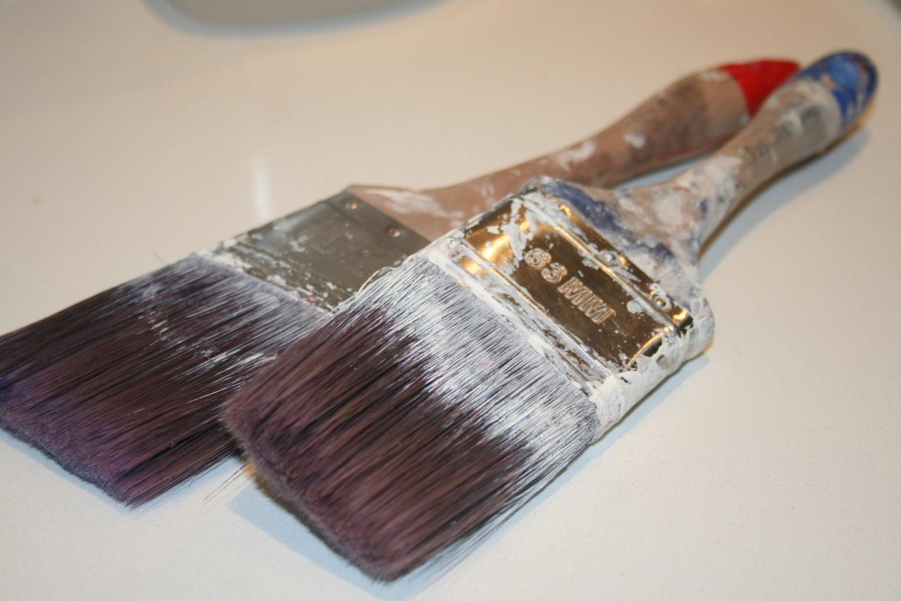 How To Clean Paint Brushes